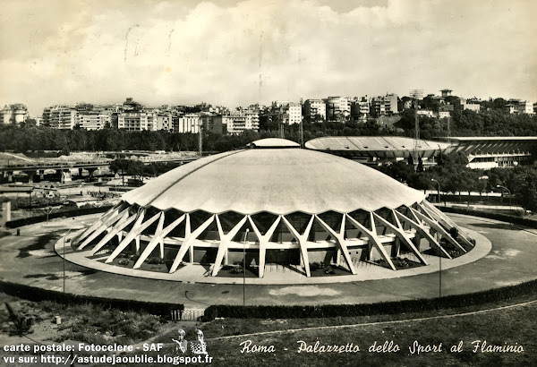 Rome - Italie - Petit Palais des Sports - Palazzetto dello Sport  Architecte: Annibale Vitellozzi  Ingenieur: Pier Luigi Nervi  Construction: 1956 - 1957