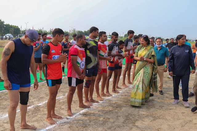 गलगोटियाज विश्वविद्यालय में गौतमबुद्ध कबडडी एसोसिएशन और विश्ववविद्यालय के सहयोग से जिला कबड्डी चैम्पियनशिप का आयोजन किया गया।