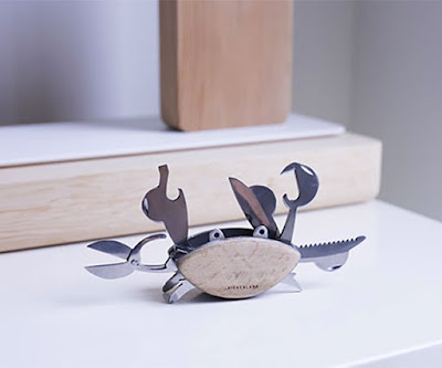 Kikkerland Crab Multi Tool 9-in-1 Tool