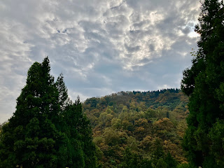 山と空