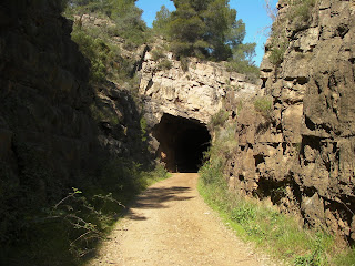 http://bicicletasypiruletas.com/via-verde-ojos-negros-caudiel-navajas/