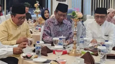 Lewat Alumni UII Connection di MK, Mahfud MD Dorong Paslon 02 Didiskualifikasi