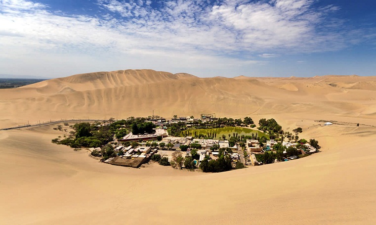 Huacachina, Sumber Air di Padang Gurun Kering