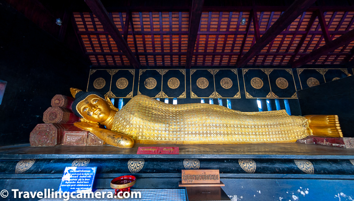 Above photograph shows one part of the temple with Reclining Buddha inside Wat Chedi Luang. 