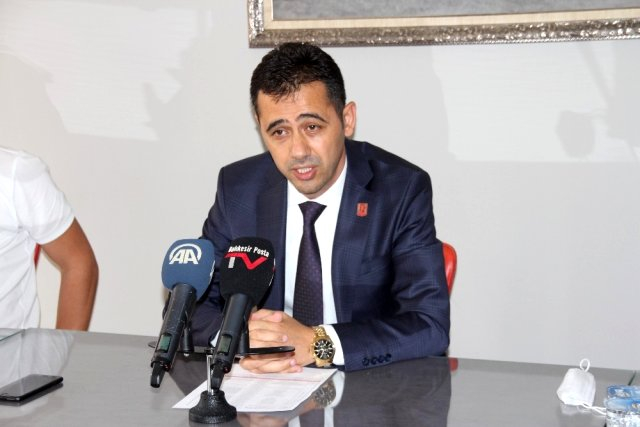 Balıkesirspor'dan kadroya 11 takviye
