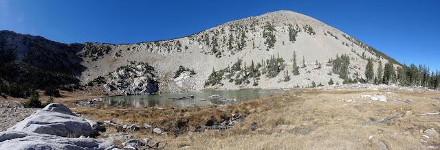 036: shallow lake below peak
