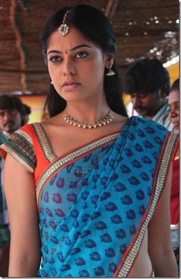 Vimal, Bindu Madhavi in Desingu Raja Tamil Movie Stills