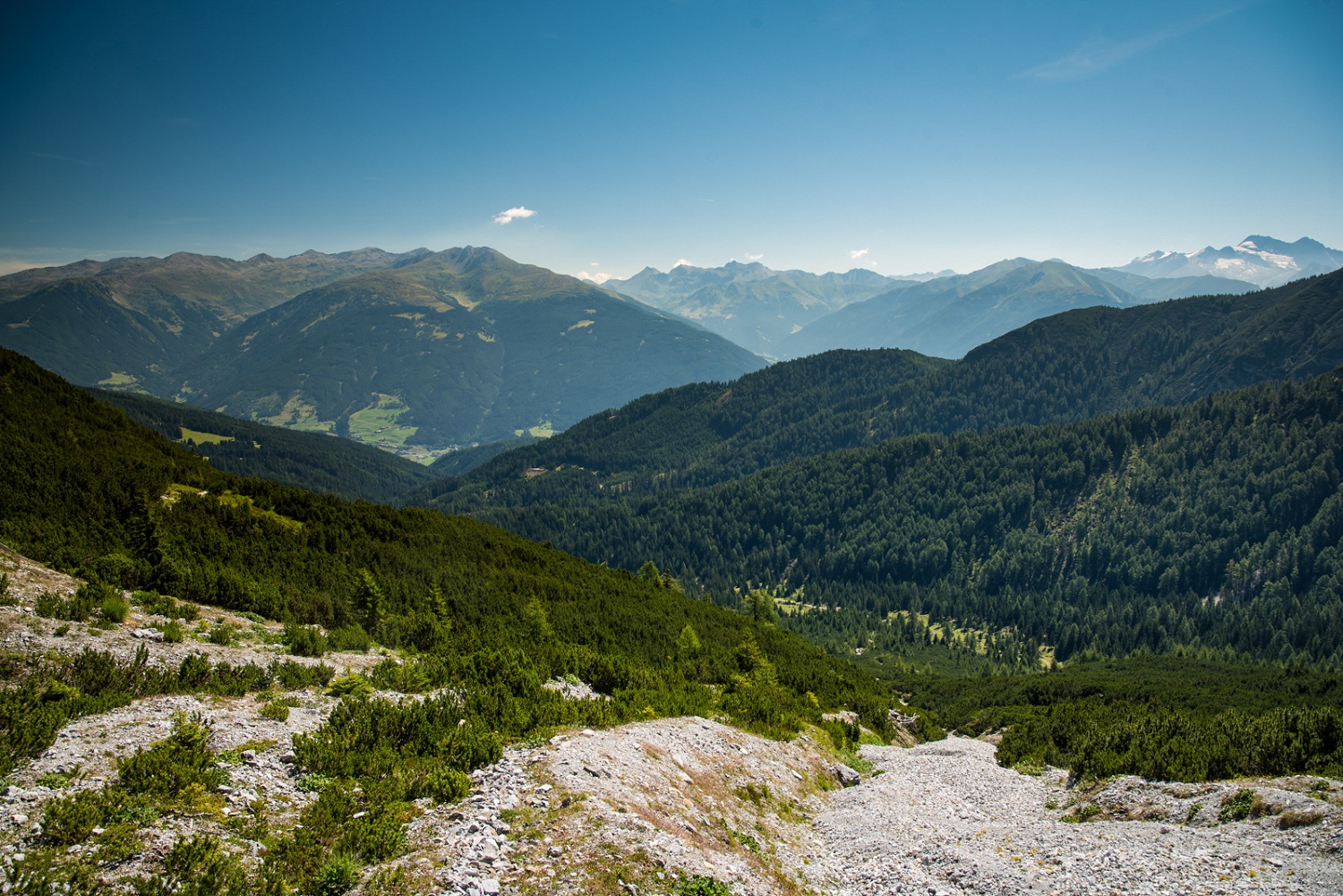 Alpejski widok, szlak na Serles