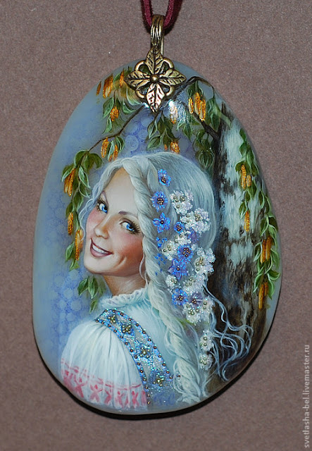 beautiful miniature painting by Svetlana Belovodova