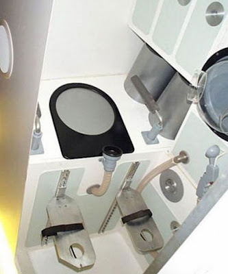 toilet in space