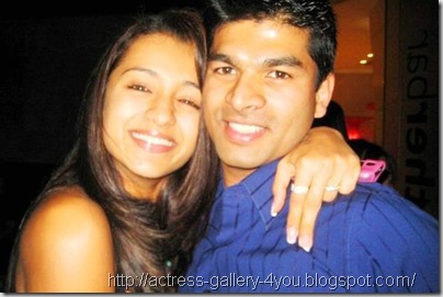 06trisha with her friends 050709