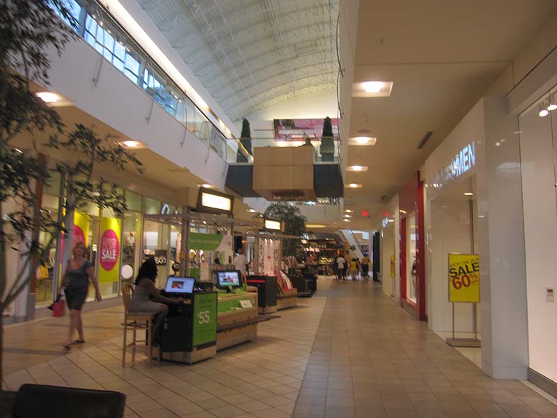 North Lake Mall