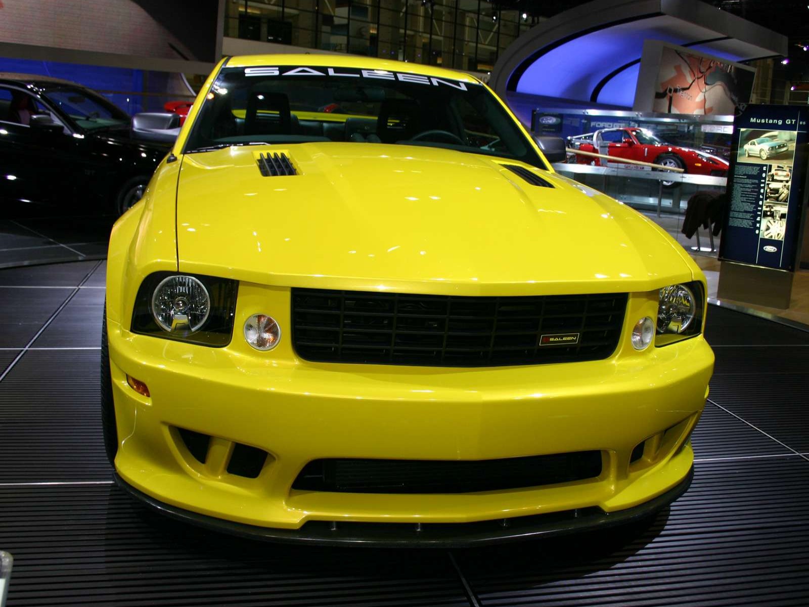 Car Pictures: Saleen Ford Mustang S281 Extreme 2005