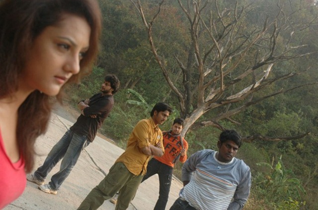 Latest Tamil Hit Film Bachelors 2 Photos Gallery 2011