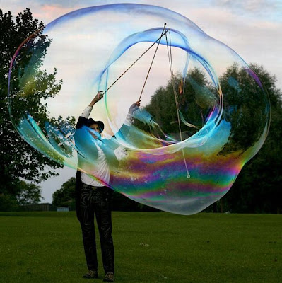 giant soap bubbles