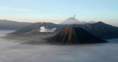 Paket Tour Wisata di Jawa Timur Bromo Jember Travel Trans