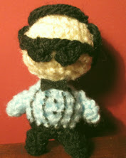 PATRON GANGNAM STYLE AMIGURUMI 1716