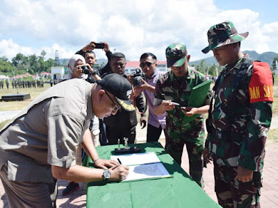 Tagop Sudarsono Soulisa Buka TMMD ke-104 di Buru Selatan