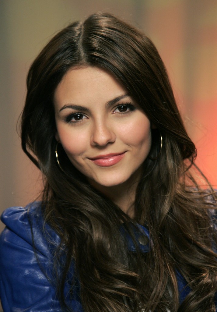 Victoria Justice in Sweet Portrait Photo Shoot