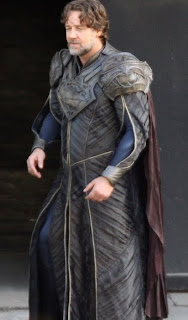 Russell Crowe as Jor El