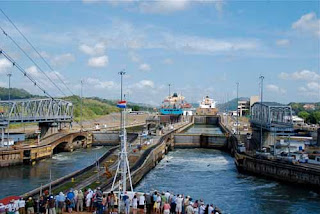 Mira Flores Locks - Panama Canal