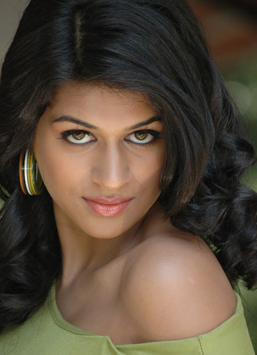 shraddha das unseen pics