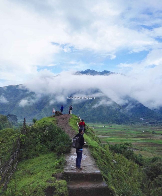 Gambar di Bukit Selong Desa Sembalun