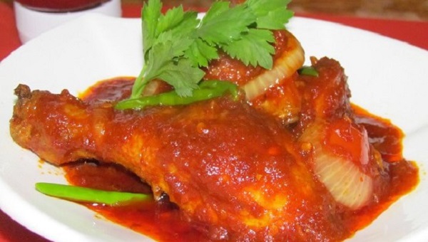 Ayam Masak Merah Simple Tak Pedas Kesukaan Kanak-kanak 