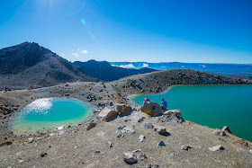 Emerald Lakes break Tongariro Crossing