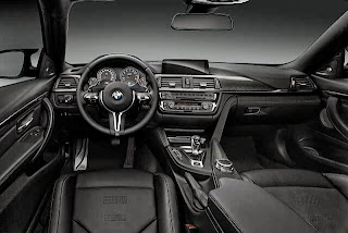 2013-BMW-M4-Coupe-interior