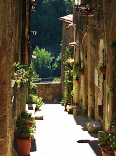 Pitigliano laneways in the afternoon sun Pitigliano Grosseto, Tuscany, Italy