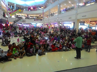 kak Tony di Kepri Mall