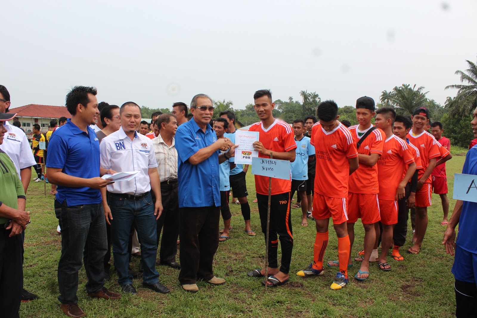 Blog Rasmi Kampung Jerijeh Baru: Pertandingan Bola Sepak 9 ...