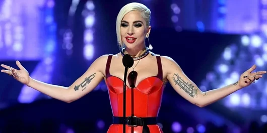 Lady Gaga, Eks Tunangan Cemburuan