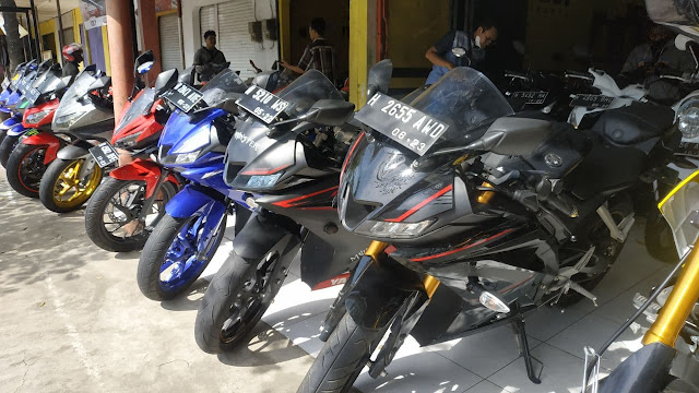 Update Stok Harga Motor Yamaha R15V3 Bekas di Sinar Pagi Motor Semarang