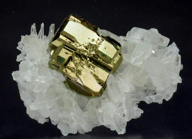 “Invisible” Gold – Fool’s Gold Actually Contains Real Gold