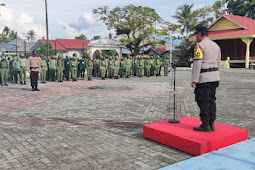 Kapolsek Dabo Singkep Pimpin Pemberian Pembekalan dan Pelatihan kepada Linmas Kecamatan Singkep