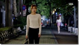It's.Okay.It's.Love.E14.mp4_002877341_thumb[1]