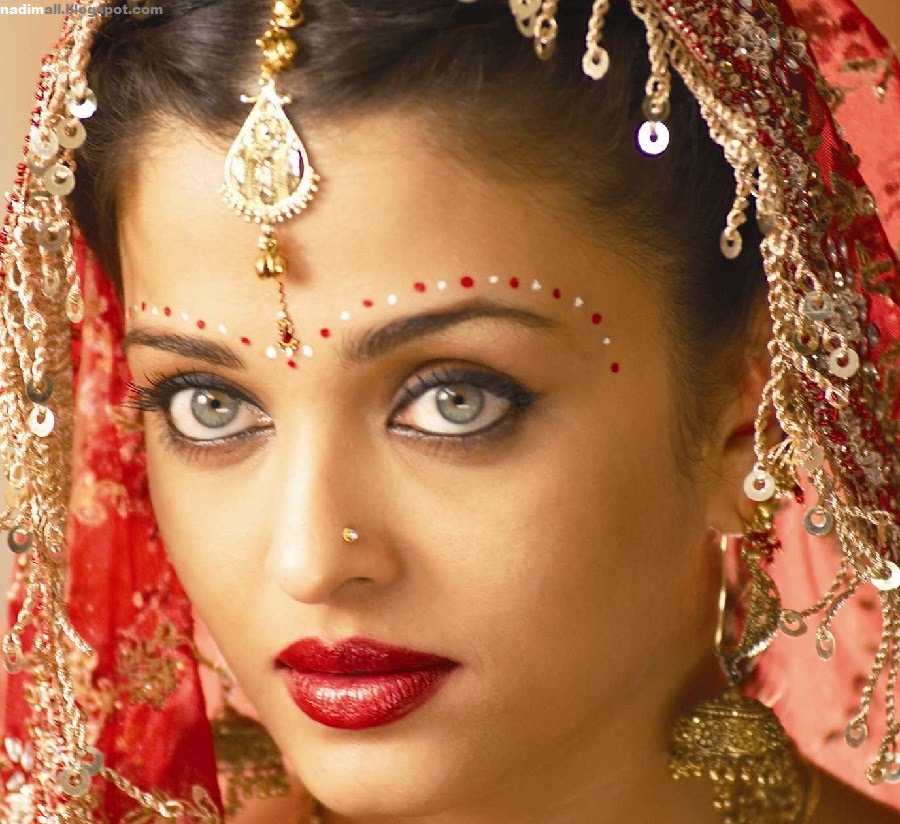 Aishwarya Rai Hot 2006