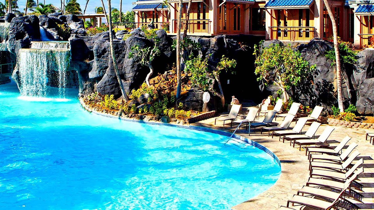 Hilton Hawaiian Village Pools