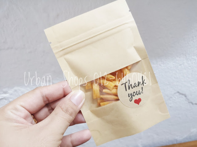 1000 PCS DOORGIFTS MURAH KE GOMBAK SELANGOR ! - Assalamualaikum, selamat sejahtera semua. Allahu, banyak betul nak di ceritakan dalam blog, draft pun berderet-deret. Tapi, mummy terlalu busy sangat beberapa minggu ini. Tu lah kan, gatal amek job 1000 PCS DOORGIFTS MURAH KE GOMBAK SELANGOR !    1000 PCS DOORGIFTS MURAH KE GOMBAK SELANGOR !      Sudahnya, memang busy sesangat, dengan kerja hakiki, dengan order online barangan lain lagi. Fuh, nasib ada banyak nyawa hahahaha. Cuma, blog lah..selalunya boleh lah draft memalam untuk beberapa entri. Atau masukkan gambar ! Kali ini, memang non hadooooo ! Tak pe lah, kita fokus job 1000 PCS DOORGIFTS MURAH KE GOMBAK SELANGOR !    1000 PCS DOORGIFTS MURAH KE GOMBAK SELANGOR ! Harganya 50 sen, sebenarnya 50 sen packagingnya plastik je. Tapi, customer ni nak packaging lawa sket. Kalau boleh nak zip lock. Mak aiii mahal tu, mummy pun amek masa 3 hari untuk kira bajet. At the end, oklah boleh on packaging macam ni. Zip lock paper with window ke apa ntah namanya !     Saiz 9 x 15 cm - paling kecil   Thank you ni mummy bagi free gift sebab order 1000 pcs   packaging macam ni  Bincang punya bincang, customer ni setuju. Bila setuju kena bank in lah 50% kan. Penghantaran macam mana? Mummy silap masa ni konon nak courier. Sekali mak aiii 1000pcs ni ada 5 boxes. Pos cas ikut space (besar) tak ikut kg.   Plan bertukarlah, untuk COD. Cas COD pun RM35 je mummy amek ! Bolehlah kan !    Atas persetujuan, oleh kerana packaging dah mahal sket. Kami tak boleh bagi biskut untuk 100 pcs ni. Kami akan mixed dengan barangan makanan ringan yang lain. Berat 15gm atau kuantiti boleh fixed dalam pckaging ni (mana-mana satu boleh kami ambil kira)  Customer setuju untuk mummy campurkan doorgifts ni.  So dalam 1000 PCS DOORGIFTS MURAH KE GOMBAK SELANGOR ! ada biskut butang, keropok roda, keropok bantal dan keropok jejari !    Baca juga : Yasin Murah 50sen            Siap ! Semuanya mummy letak dalam kotak gini. Tak letak hipit sangat, bagi ada pengudaraan dan loose supaya  tak pecah 1000 PCS DOORGIFTS MURAH KE GOMBAK SELANGOR !      1000 PCS DOORGIFTS MURAH KE GOMBAK SELANGOR ! Total 6 kotak semuanya, memang penuh bonet kereta ! Apa pun selesai job kali ini. Ni 1st time kami dapat job untuk kuantiti yang banyak. Selalunya orang akan orser untuk 20, 50, 100, 200 pcs je.  Oleh kerana tak pernah dapat job 1000 PCS DOORGIFTS MURAH KE GOMBAK SELANGOR ! Tu yang mummy excited tak hengat tu, ye lah kan. Kita pun kena bina profile jugak. Ada job kuantiti banyak macam ni. Barulah customer percaya dengan kebolehan kita.  Korang nak order, boleh contact direct ye . Nombor ada tertera di setiap gambar :)