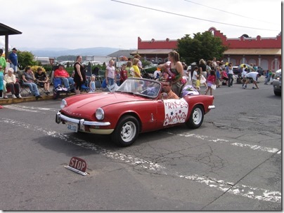 IMG_8081 1967 Triumph Spitfire carrying Senior Princess Amanda Larsen in the Rainier Days in the Park Parade on July 11, 2009