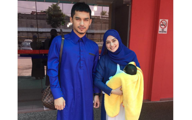 7 Gambar Anak Kedua Wawa Zainal Dan Aeril Zafrel Blog 