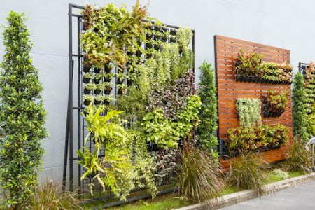 Vertical Garden, Konsep Inovatif untuk Hunian Lebih Segar & Asri