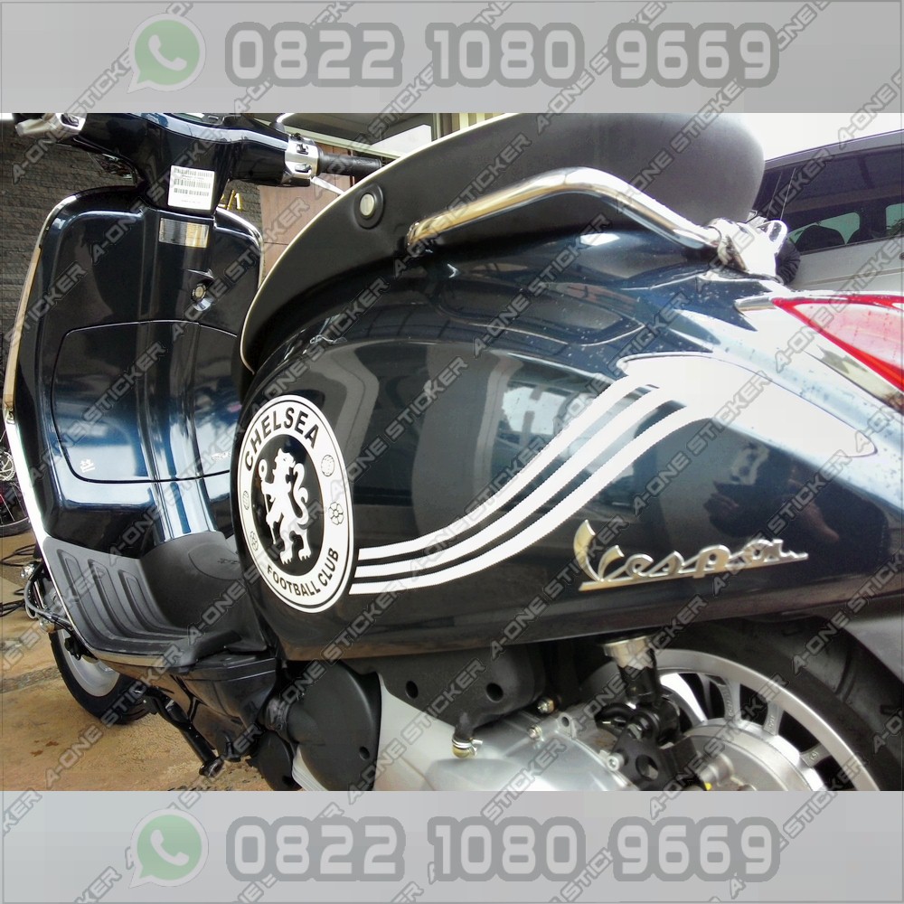 Gambar Cutting Sticker Motor Vespa Jakarta Modif Sticker