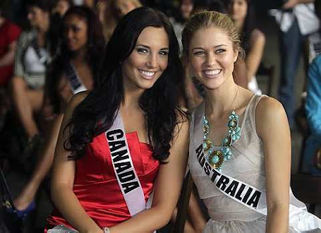 Miss Canada Chelsae Durocher and Miss Australia Scherri-lee