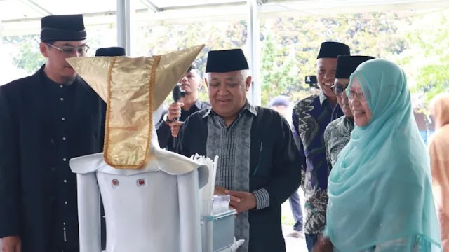 Mantan Ketua Umum Muhammadiyah Din Syamsuddin Kunjungi Tiga Perguruan Bersejarah di Kota Padang Panjang