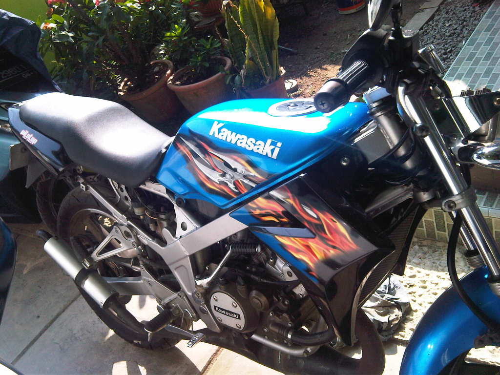 Foto Modifikasi Motor Ninja RR Warna Biru Sukaon