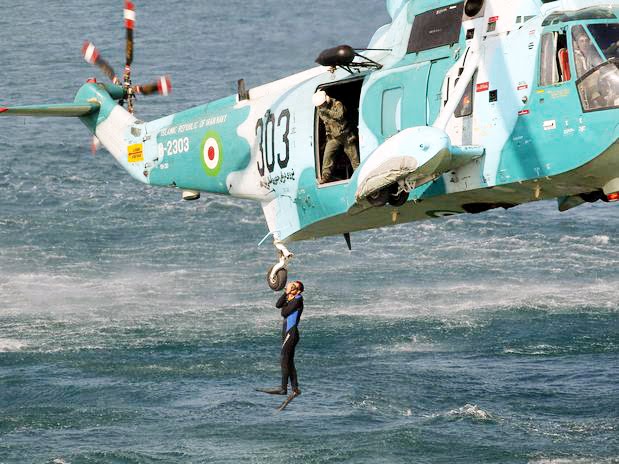 Marinha Iraniana em manobras navais na zona do estreito de Ormuz