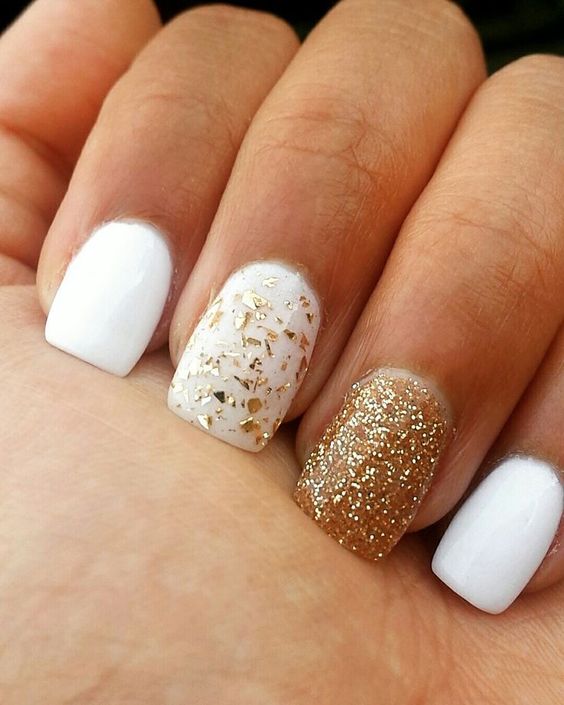 15 BEST GOLD NAILS DESIGNS FOR FALL